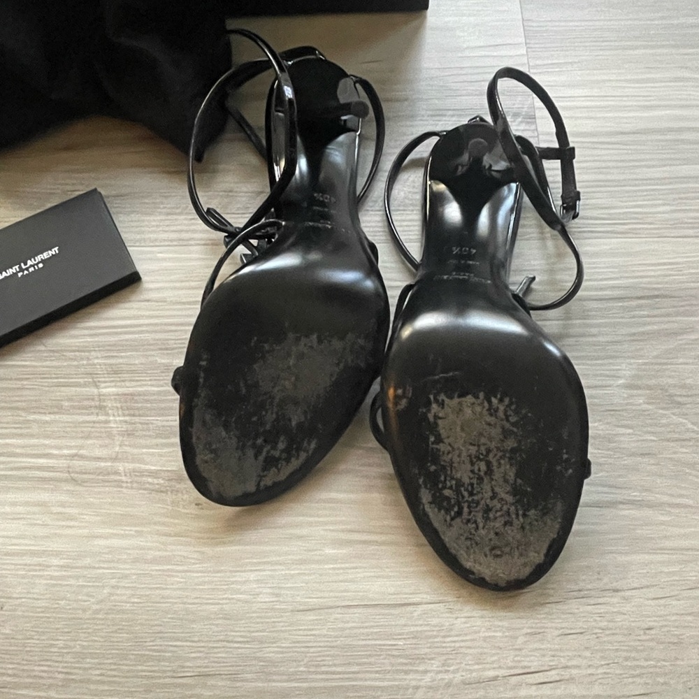 10.5 (40+)Saint Laurent Sandals Black Patent Leather and with Black Monogram - Picture 3 of 4